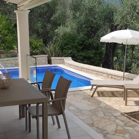 ליאפאדס Villa Eleni מראה חיצוני תמונה