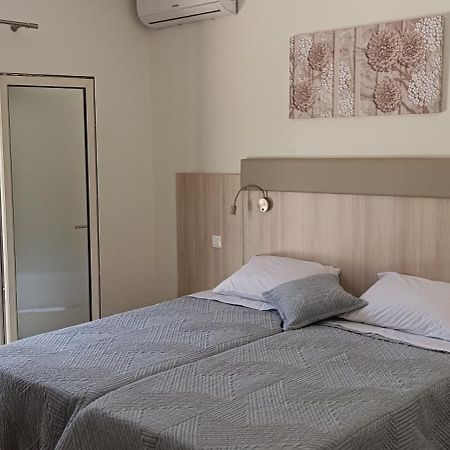 ליאפאדס Villa Eleni מראה חיצוני תמונה